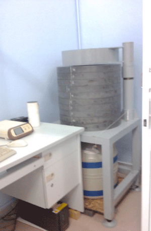 Spectrometer